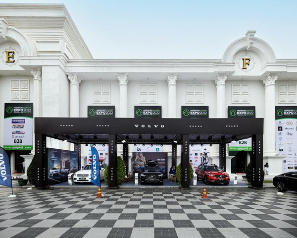 Welche MaÃŸnahmen erhÃ¶hen die Sichtbarkeit von Motorradfahrern im StraÃŸenverkehr?